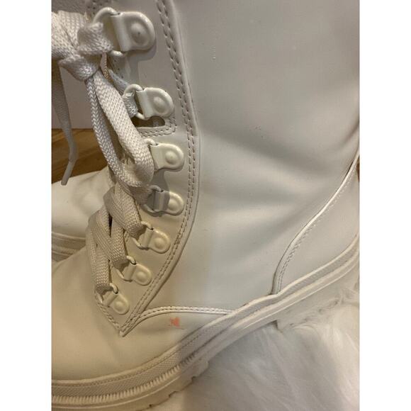 J Lo Briana Combat Moto Boot, Women’s Size 6 1/2. Lace up, Zip Up, White - Picture 4 of 9